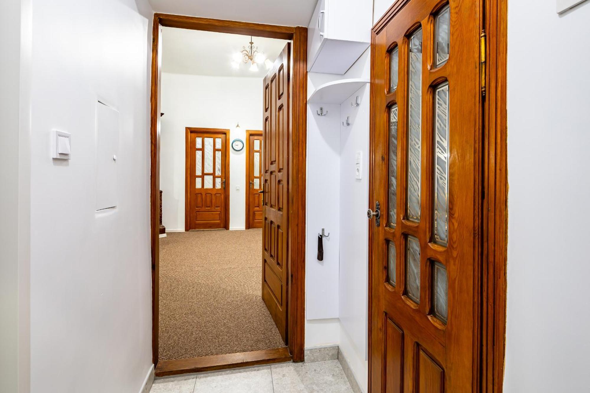לבוב Designer Apartment! The Center! Валова 29 מראה חיצוני תמונה