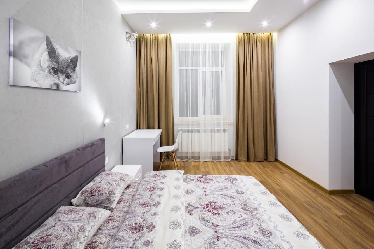 לבוב Designer Apartment! The Center! Валова 29 מראה חיצוני תמונה